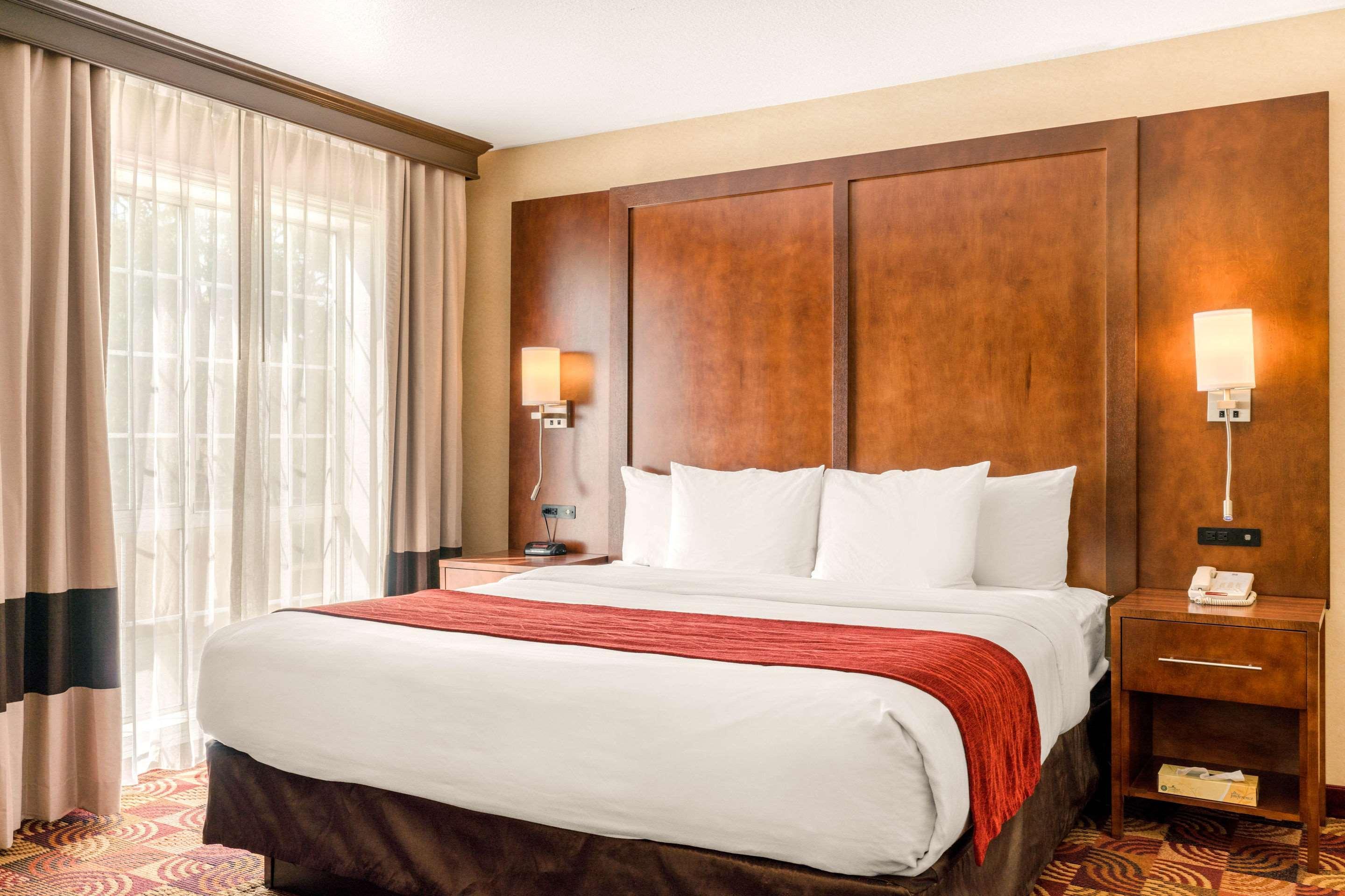 Comfort Suites Red Bluff near I-5 Exterior foto