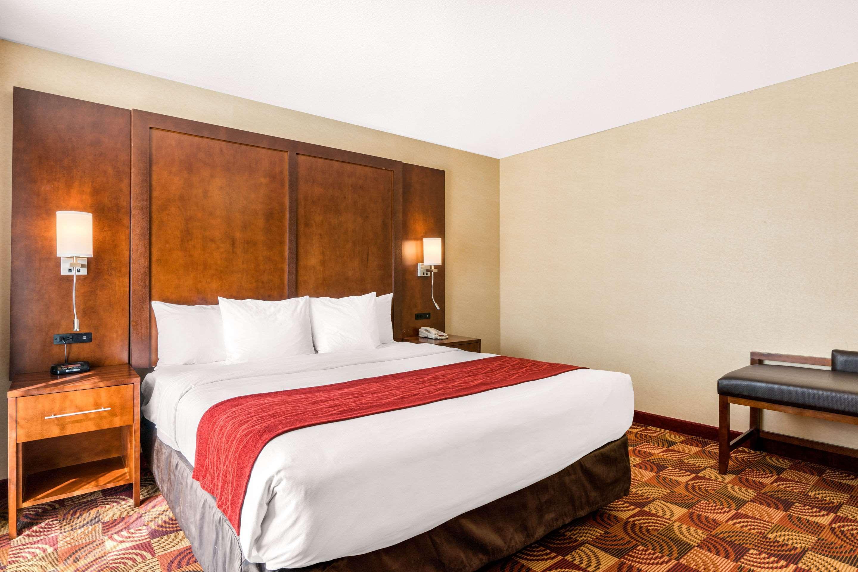 Comfort Suites Red Bluff near I-5 Exterior foto