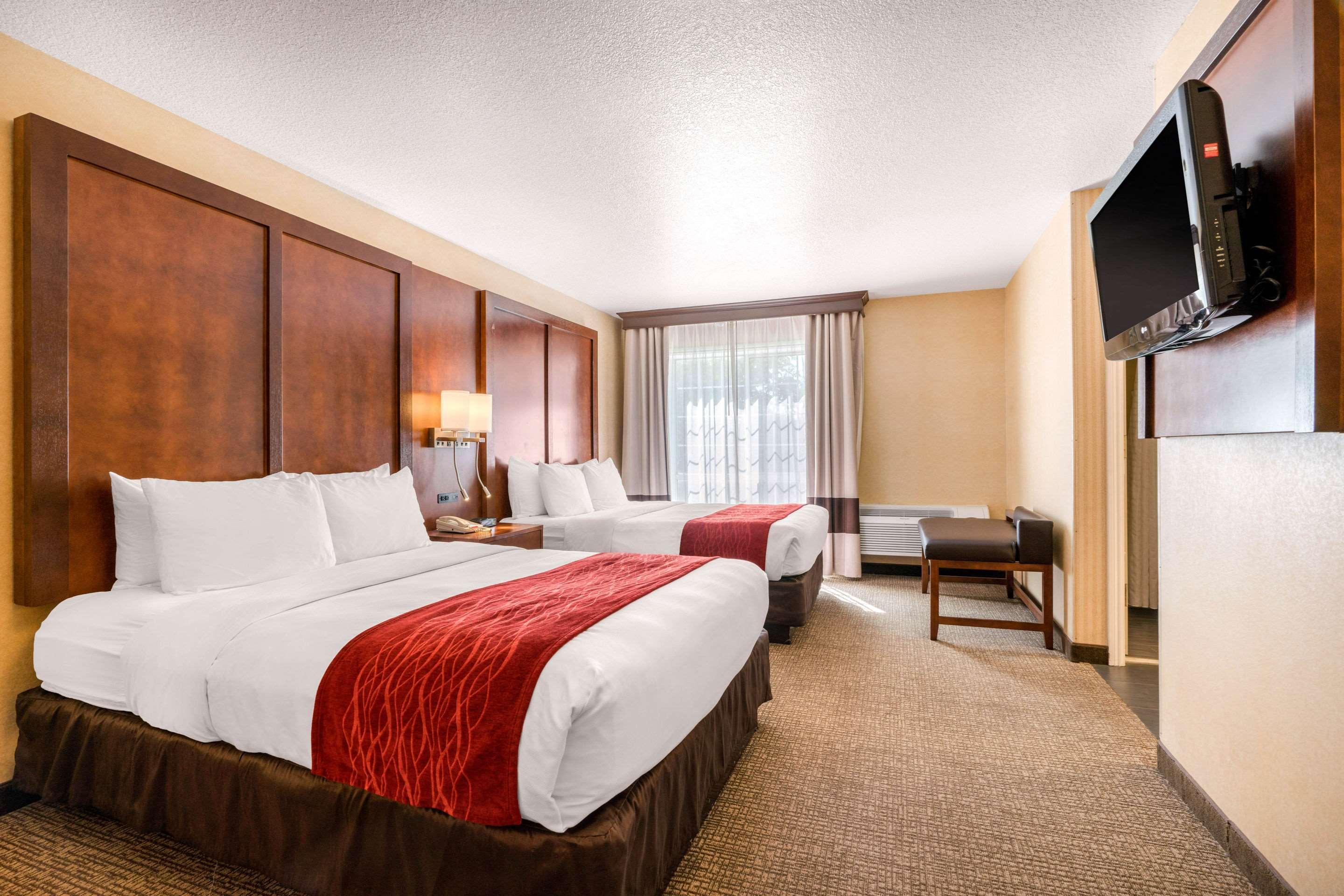Comfort Suites Red Bluff near I-5 Exterior foto