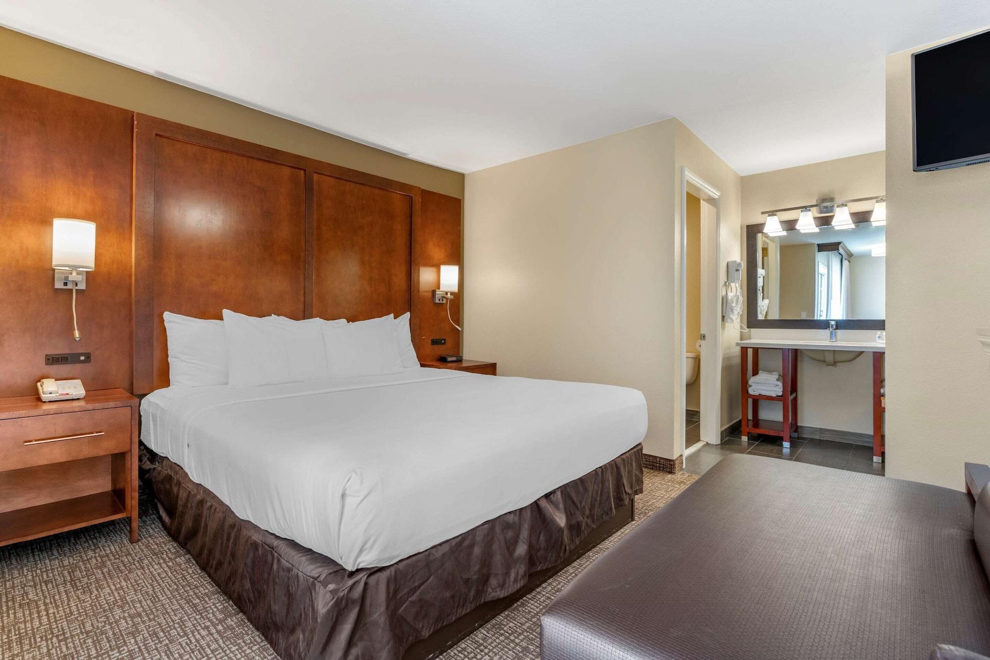 Comfort Suites Red Bluff near I-5 Exterior foto