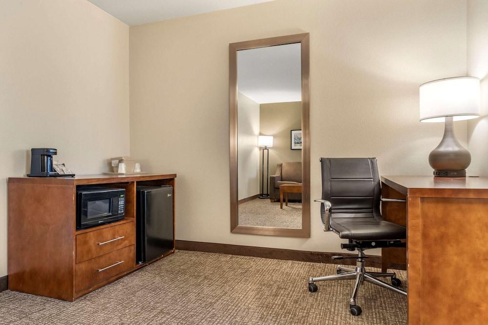 Comfort Suites Red Bluff near I-5 Exterior foto
