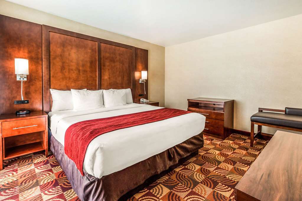 Comfort Suites Red Bluff near I-5 Exterior foto